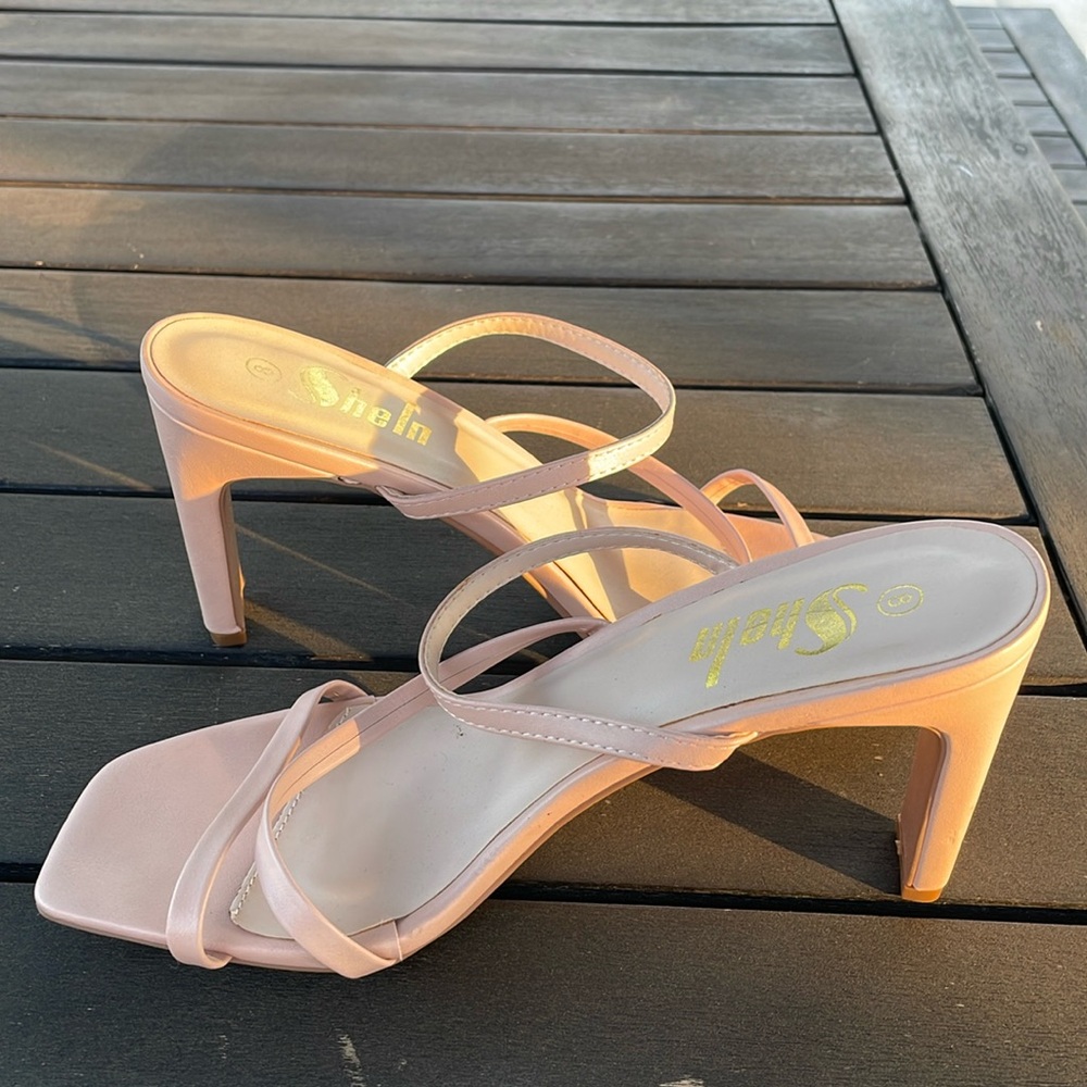 High heel shoes